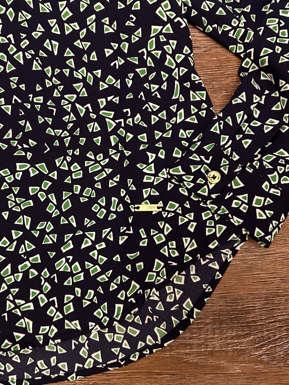 Jones New York Navy Blouse with Light Green Geometric Print - Picture 2 of 7